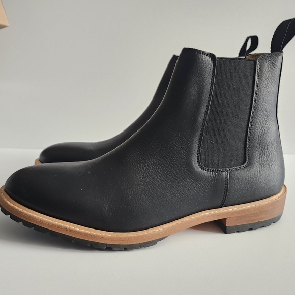 Nisolo Men\'s Marco Everyday Black Chelsea Boot main image 6